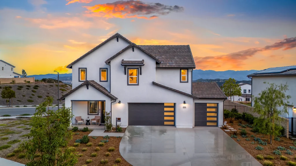 photo of a modern house